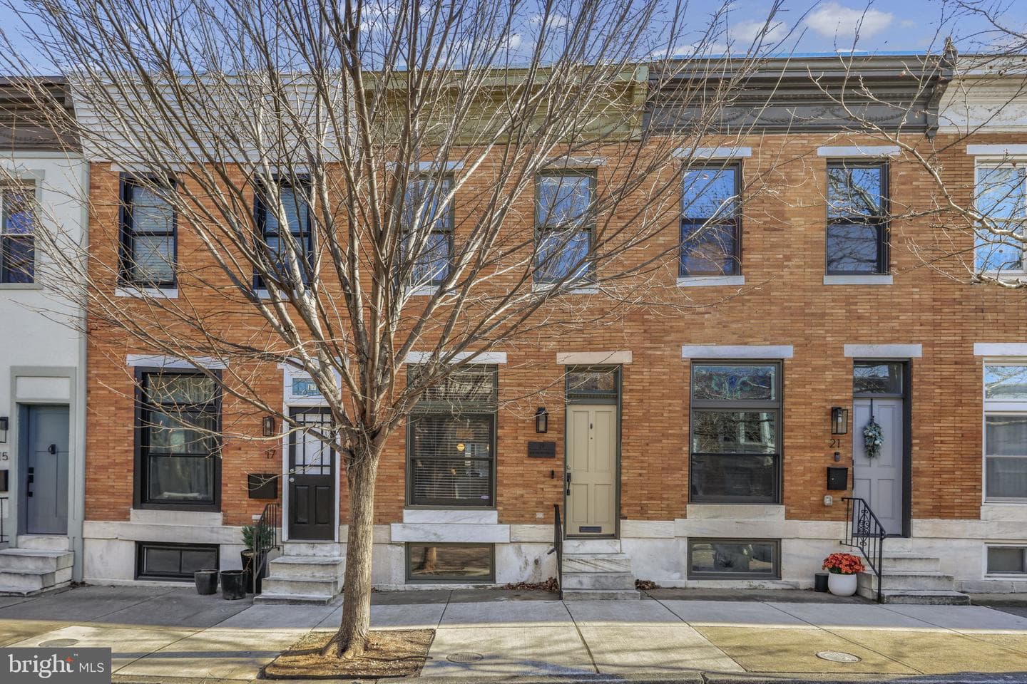 19 S Potomac Street photo 38