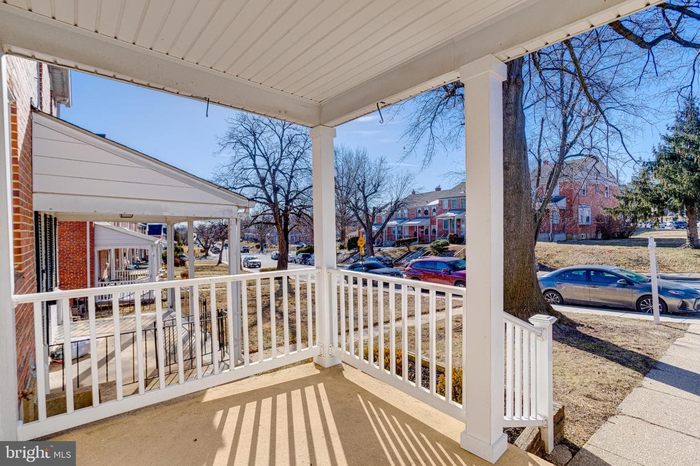 1524 Ramblewood Road photo 4