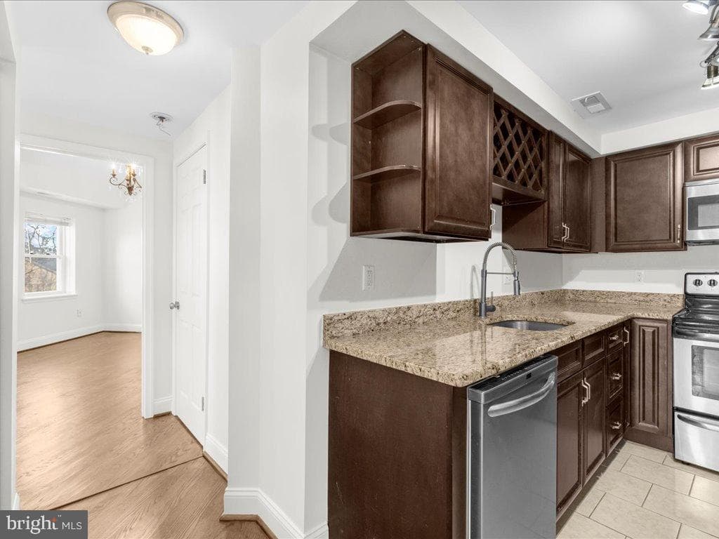 723 S Charles Street #306 photo 9