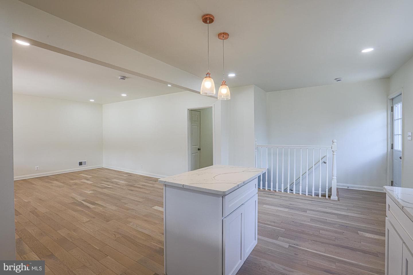 5512 Cadillac Avenue photo 20