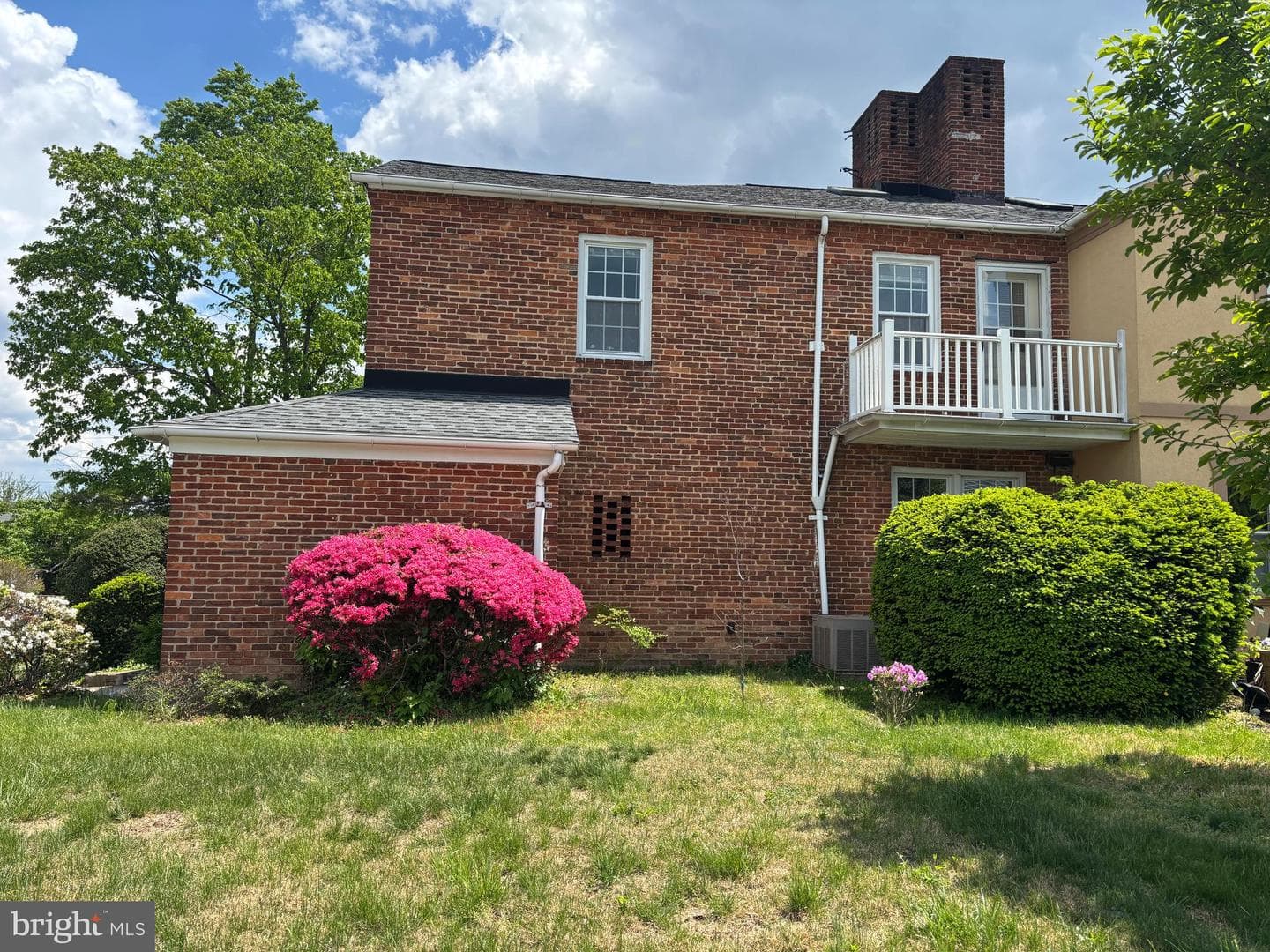 5913 Wakehurst Way photo 4