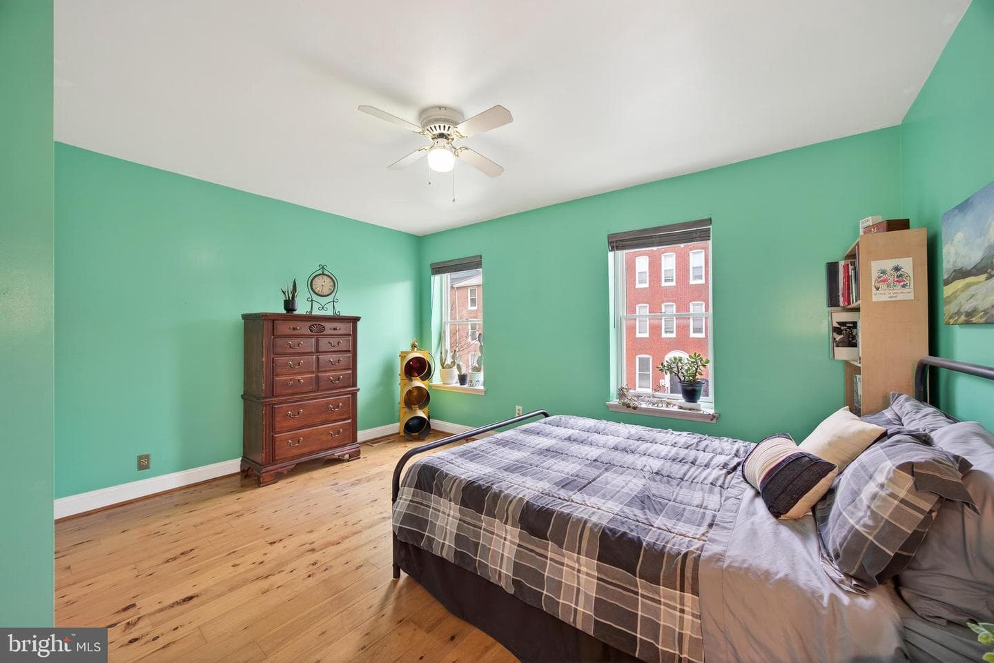 126 W Hamburg Street photo 31