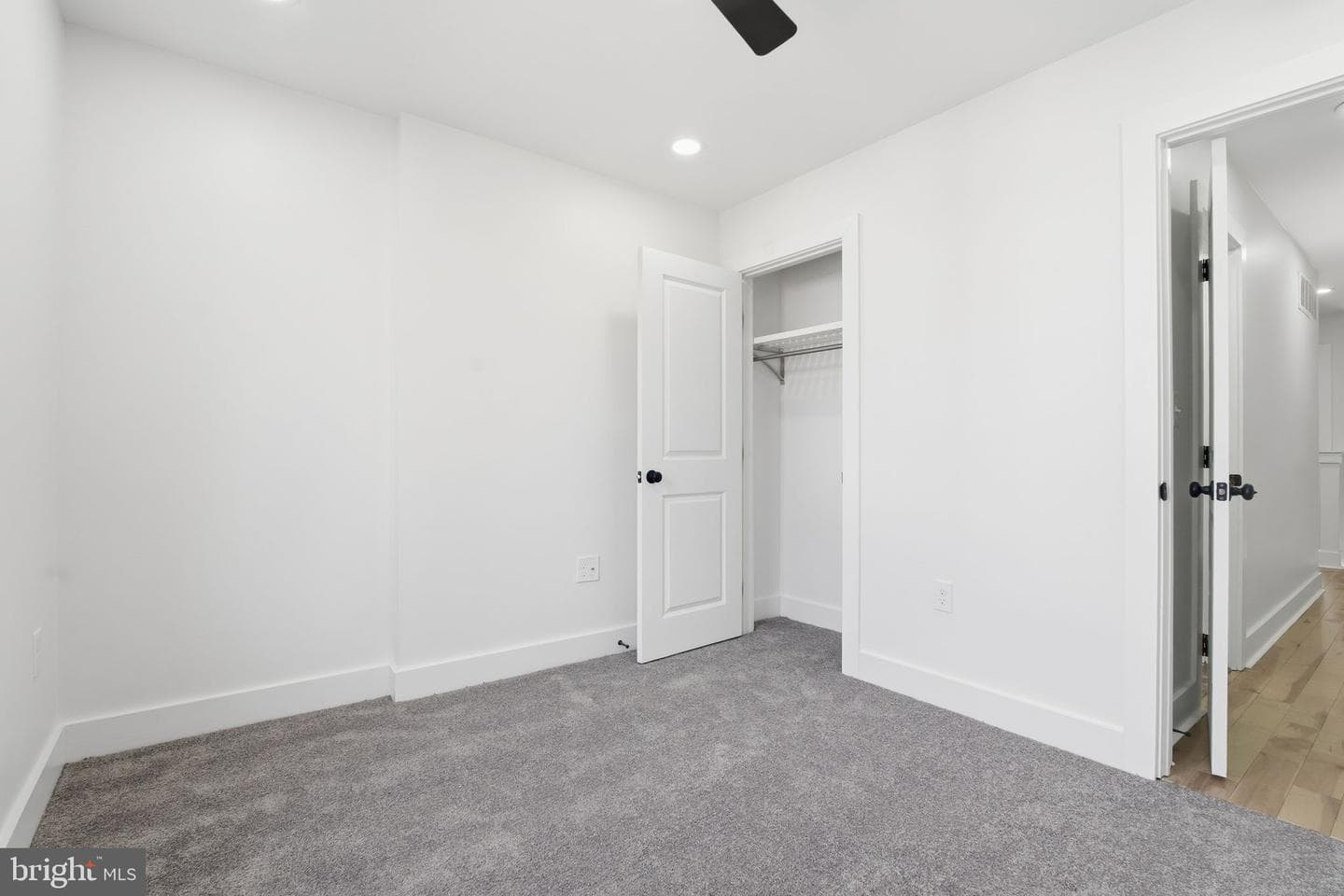 1742 E Oliver Street photo 22