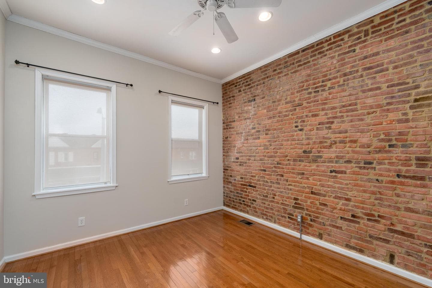 800 Grundy Street photo 14