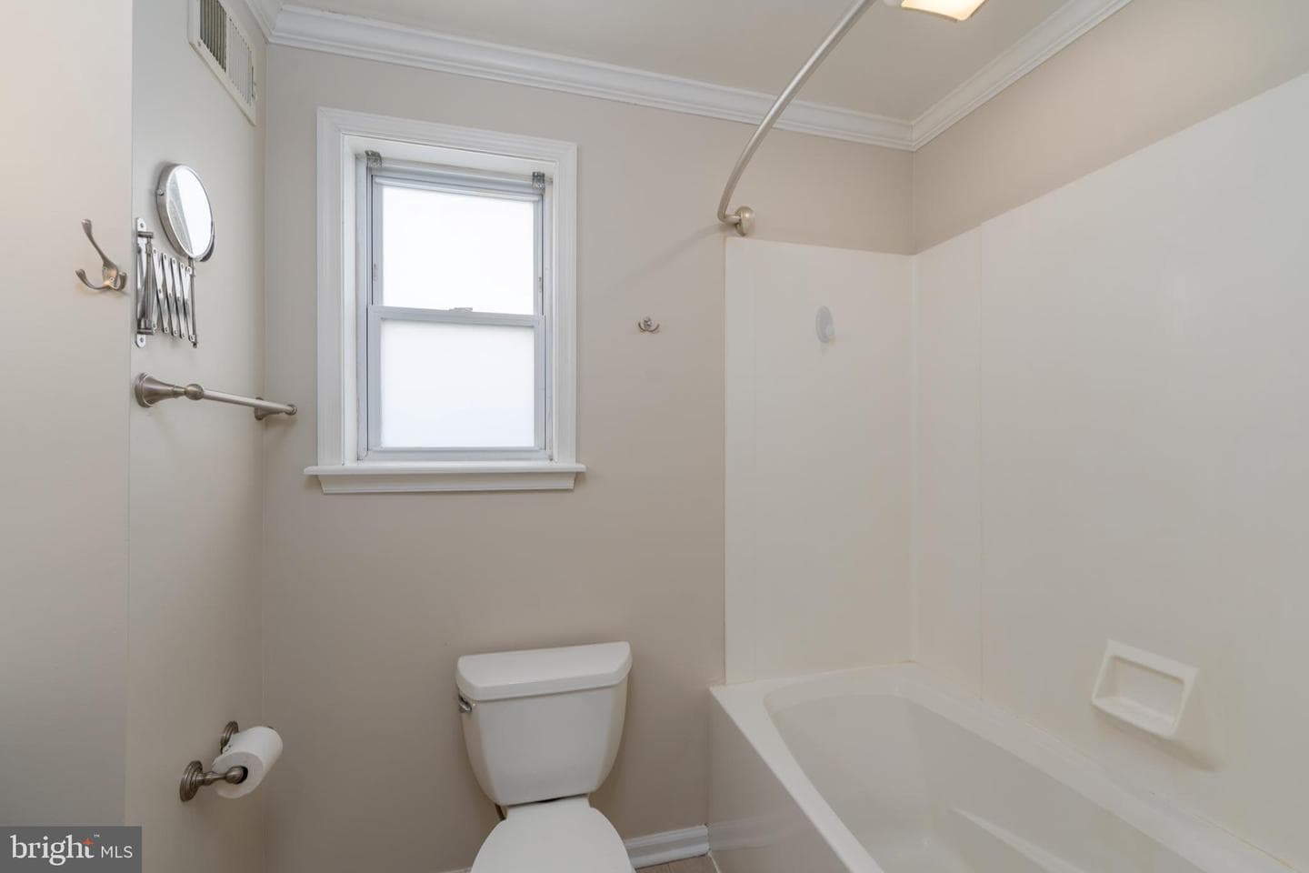 800 Grundy Street photo 20