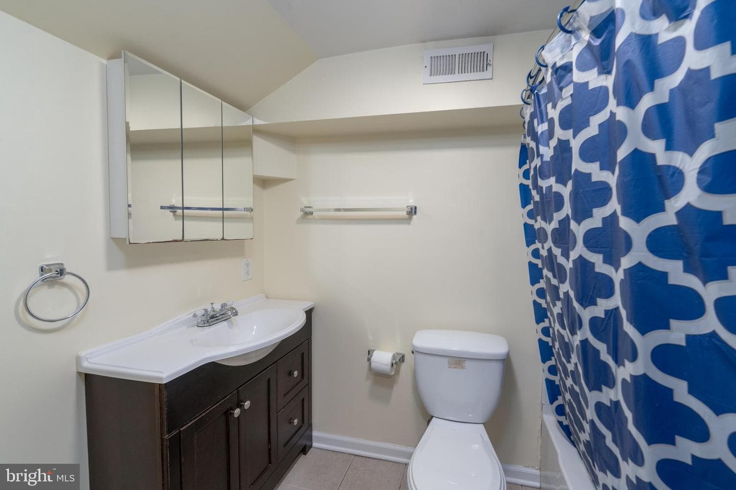 800 Grundy Street photo 29