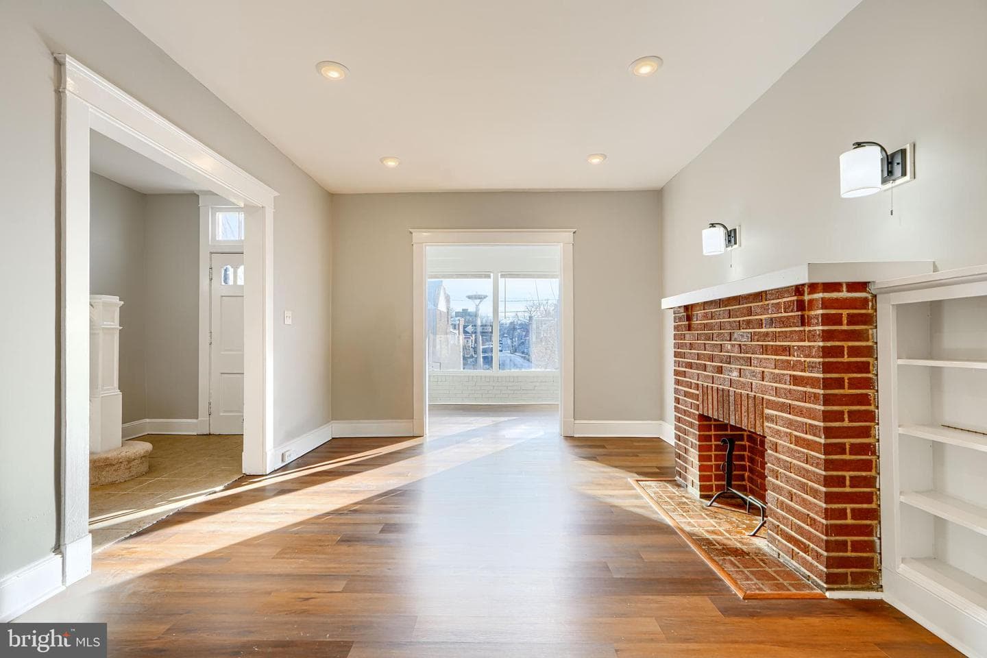 608 Radnor Avenue photo 4