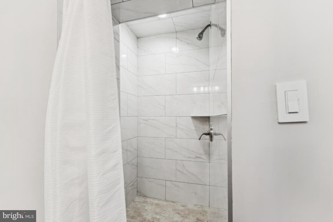 2049 Druid Park Drive photo 25