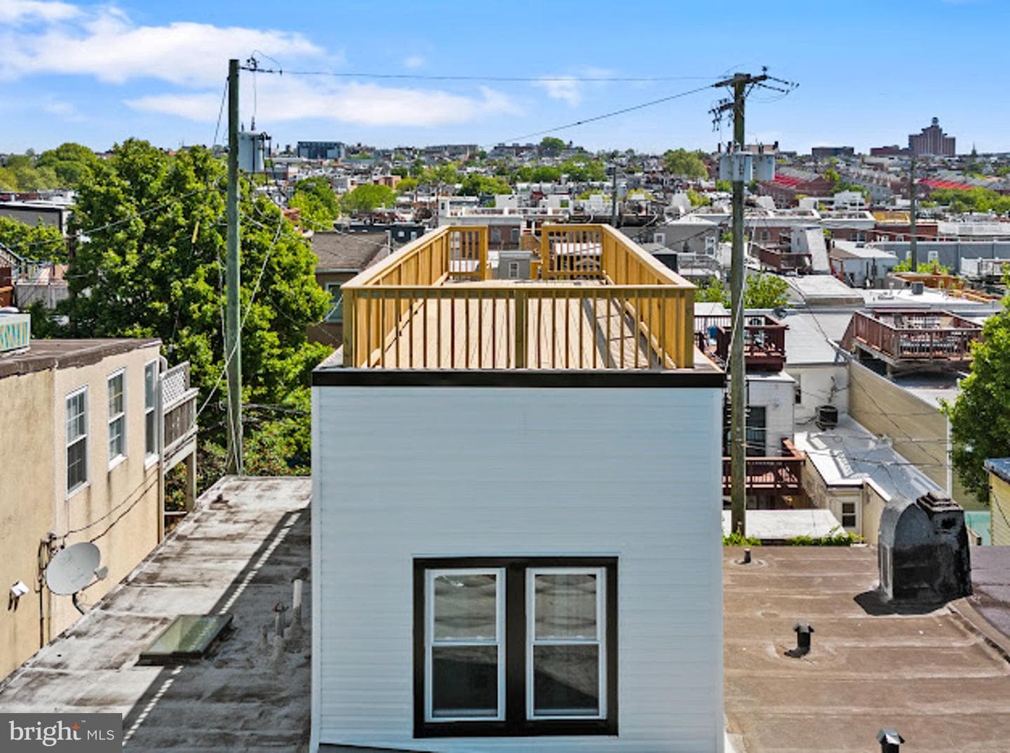 607 S Milton Avenue photo 40