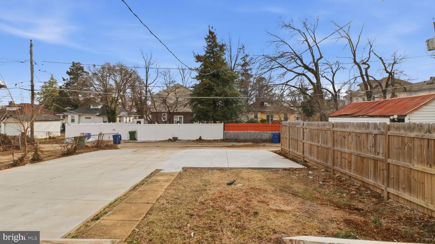 3625 Liberty Heights Avenue photo 42