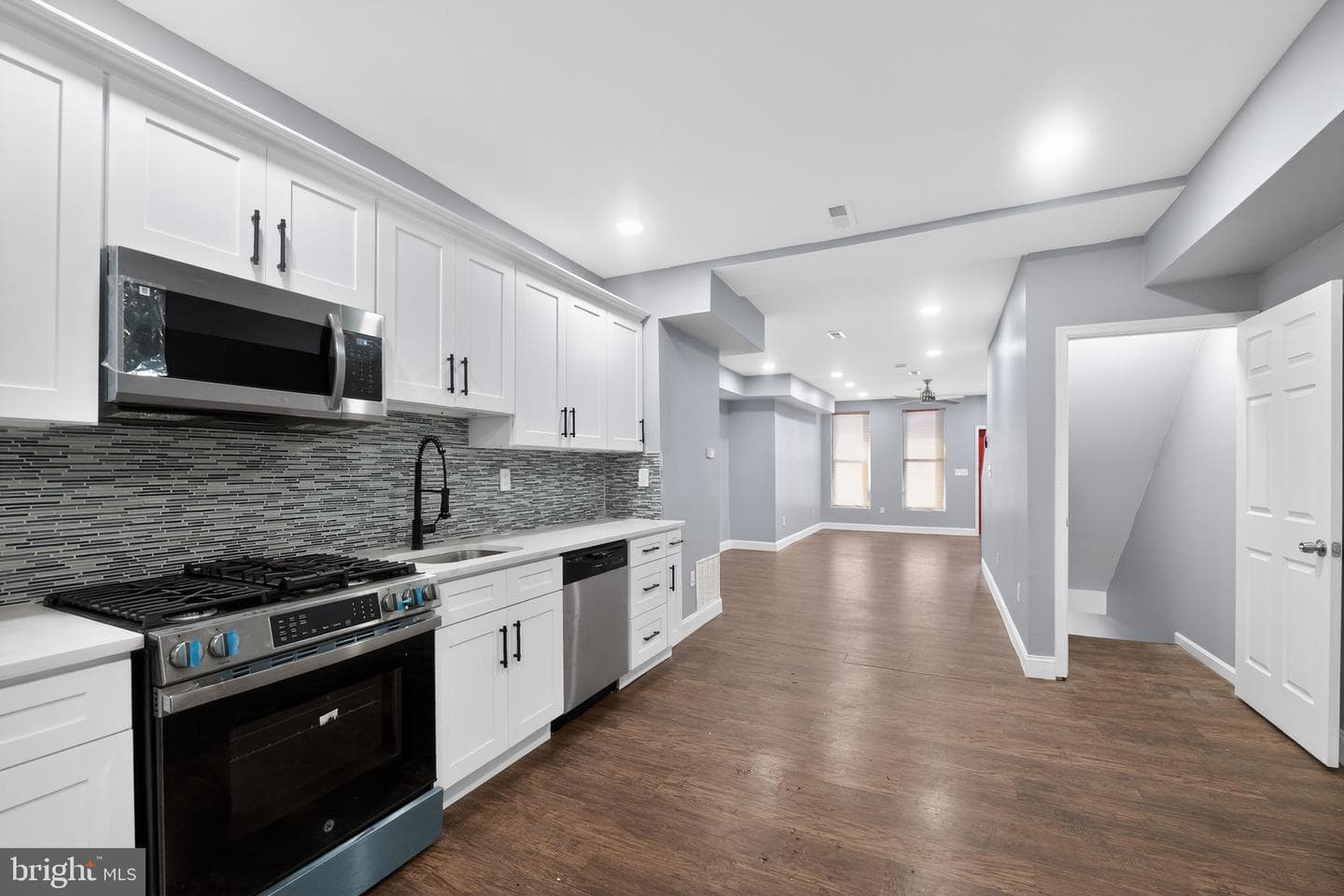5018 Belair Road photo 15