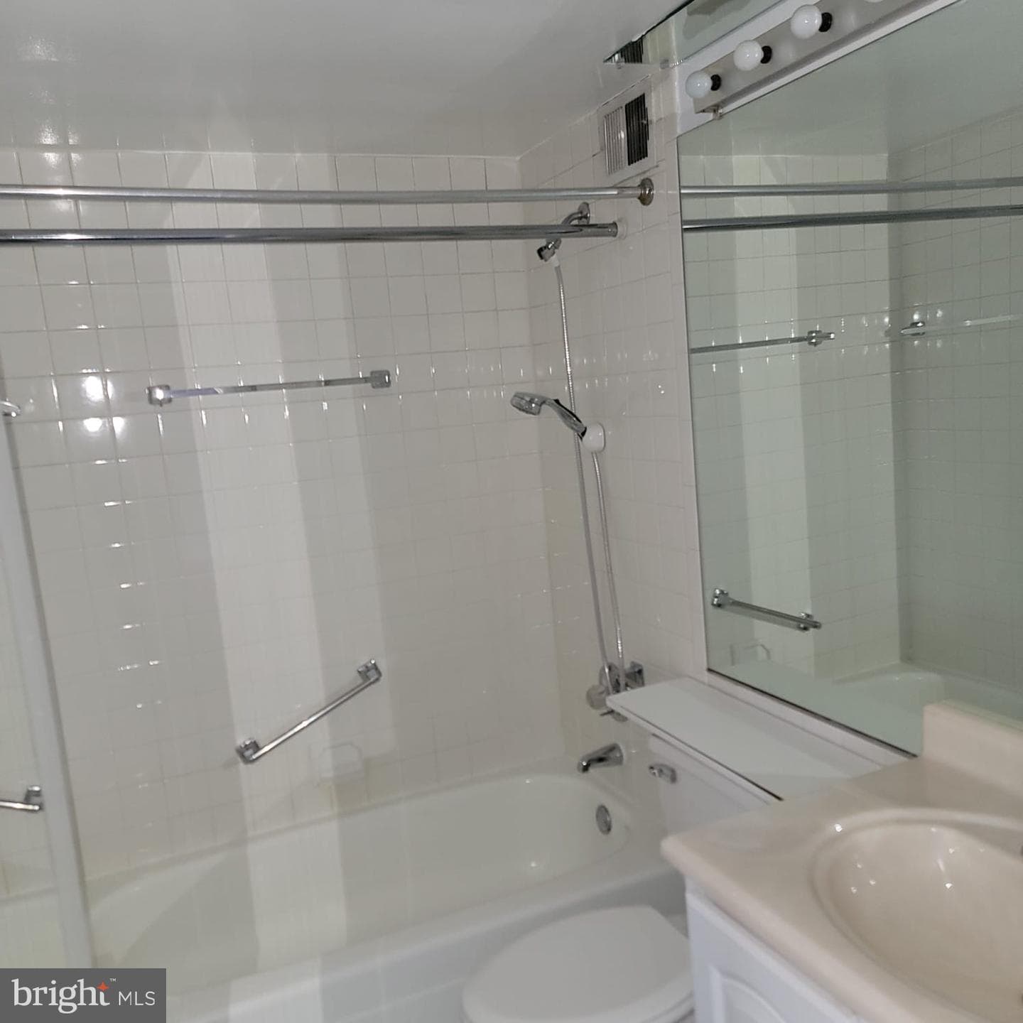 6711 Park Heights Ave #409 photo 9