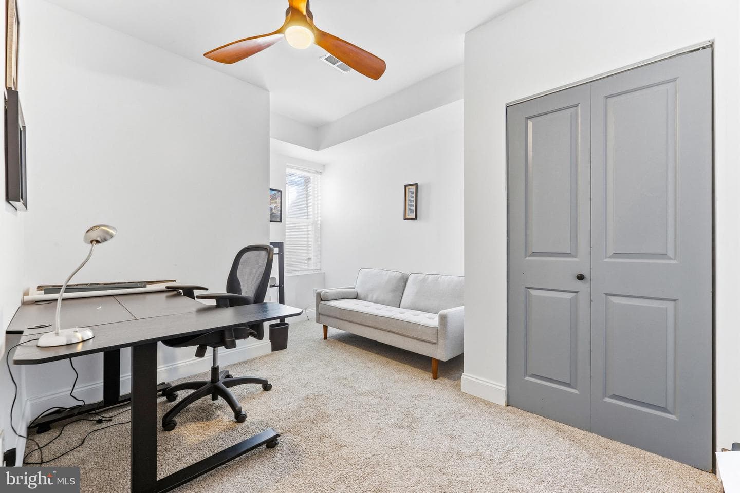 737 Dolphin Street photo 30