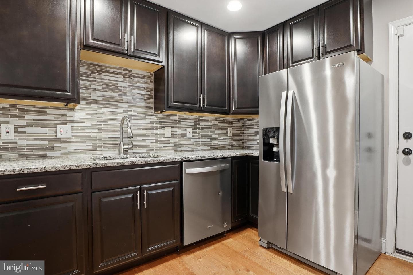 1032 W Fayette Street photo 10