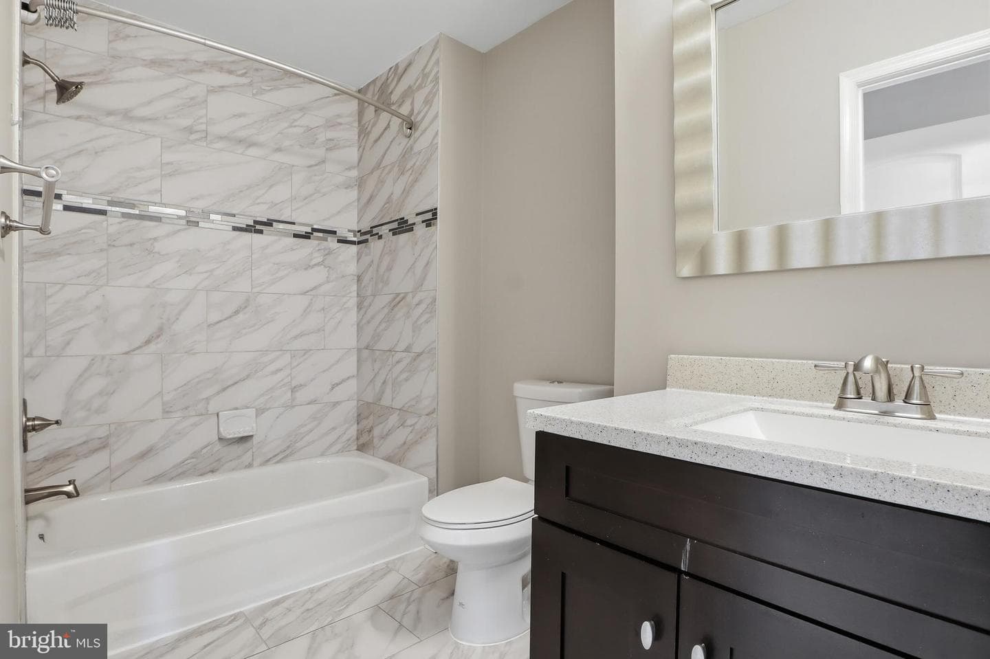 1032 W Fayette Street photo 27