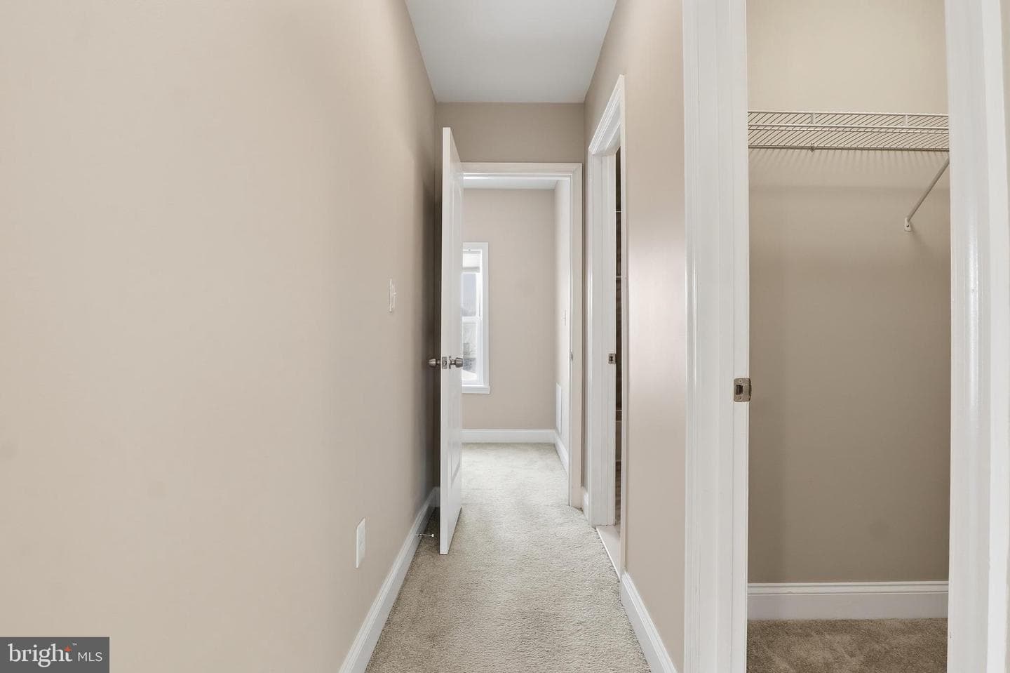 1032 W Fayette Street photo 32