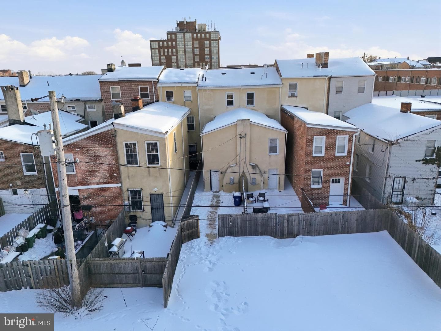 1032 W Fayette Street photo 37