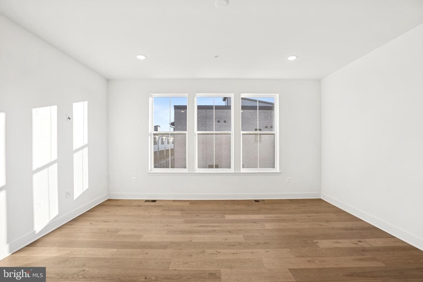 103b E Cromwell Street #lot 2003 photo 28
