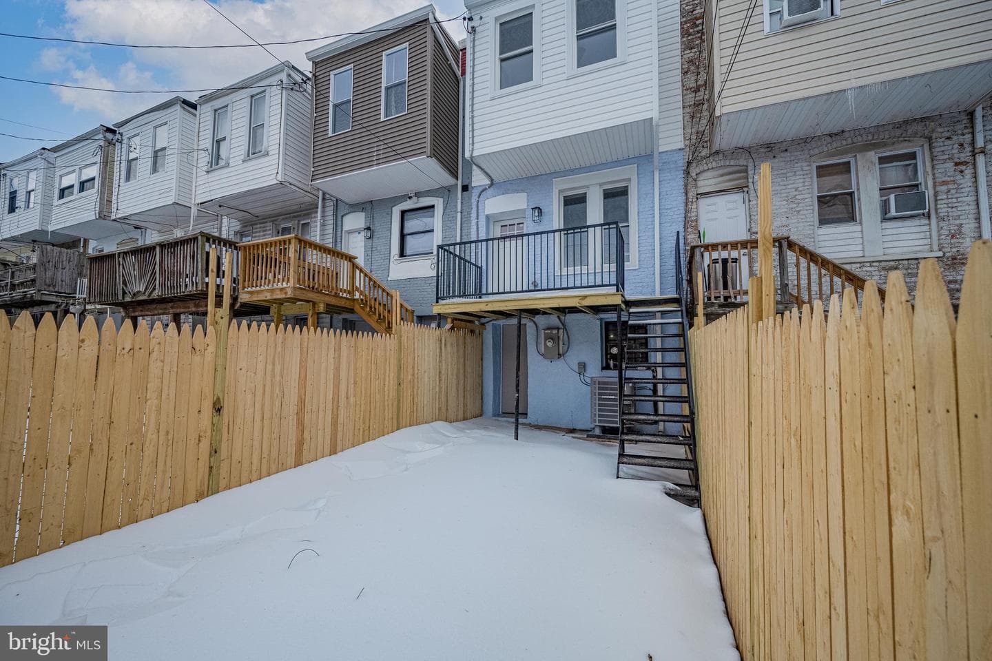 2323 Sidney Avenue photo 23