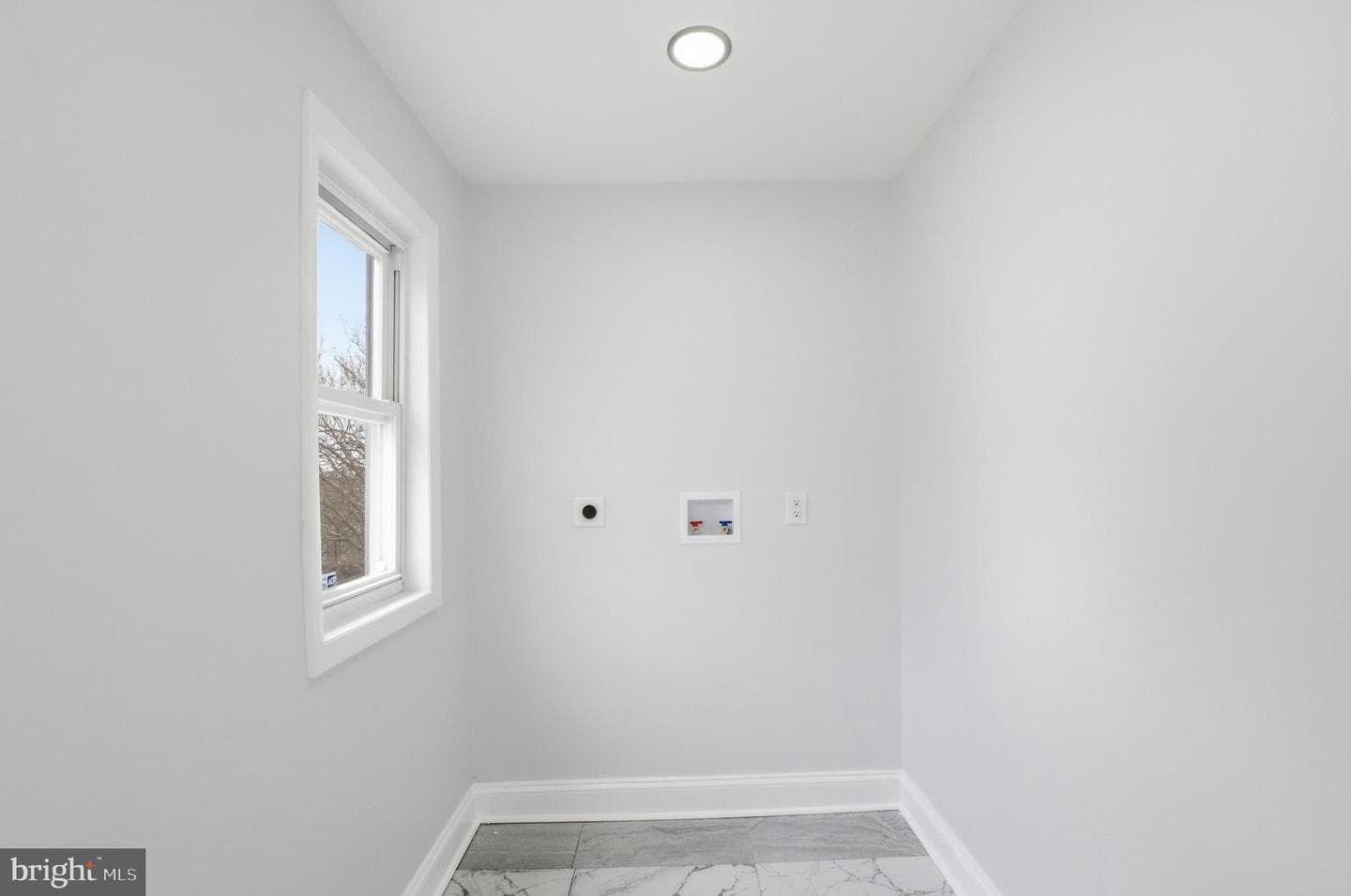 5909 Marluth Avenue photo 24