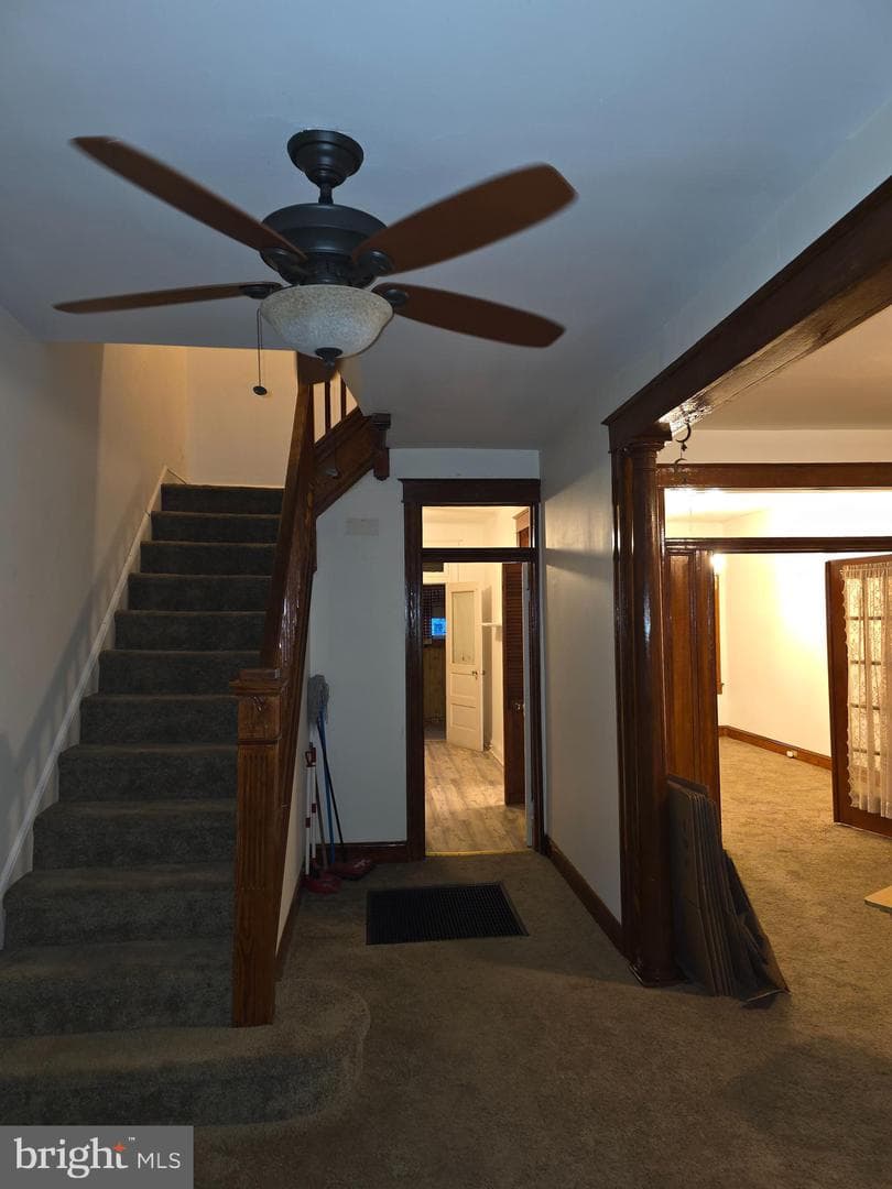 611 Allendale Street photo 2