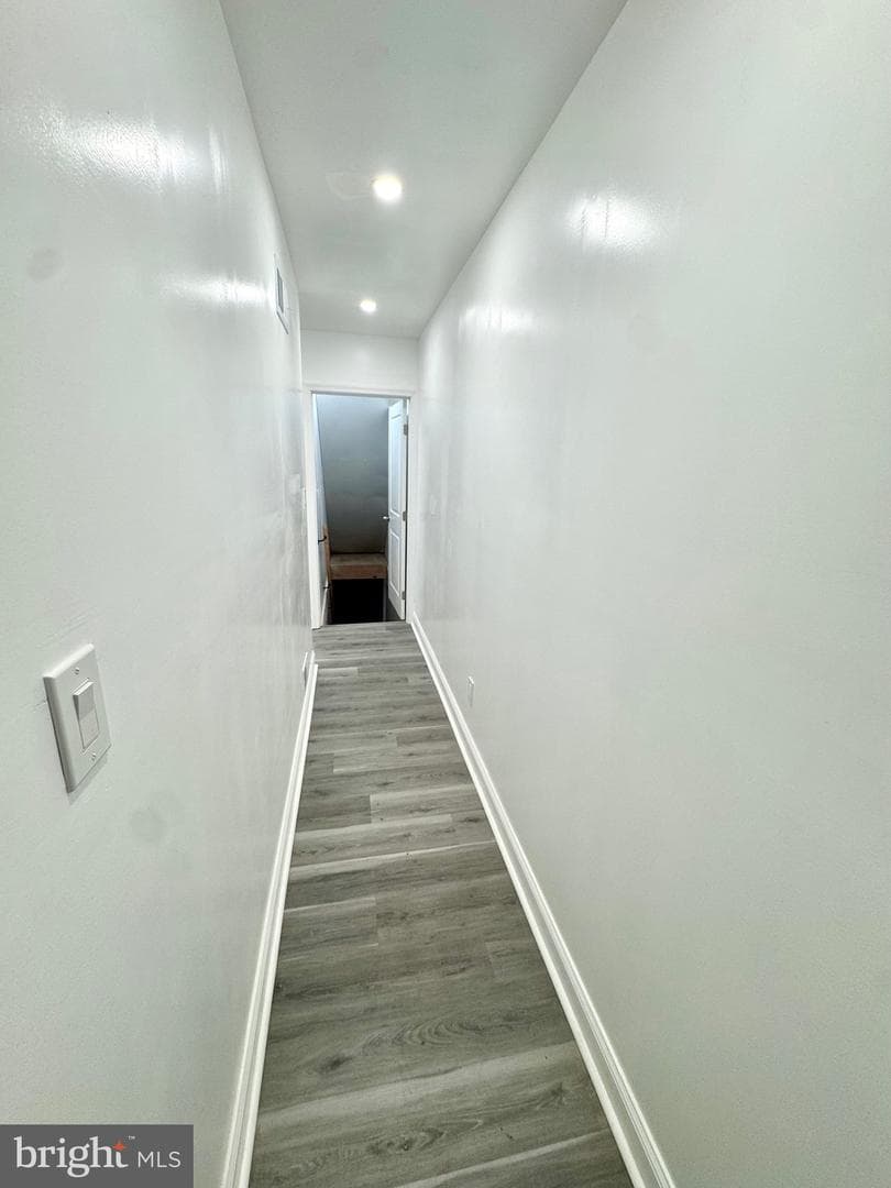 1729 N Bond Street photo 23