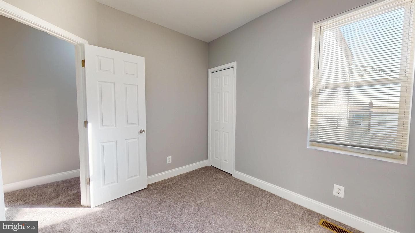 2615 E Chase Street photo 13