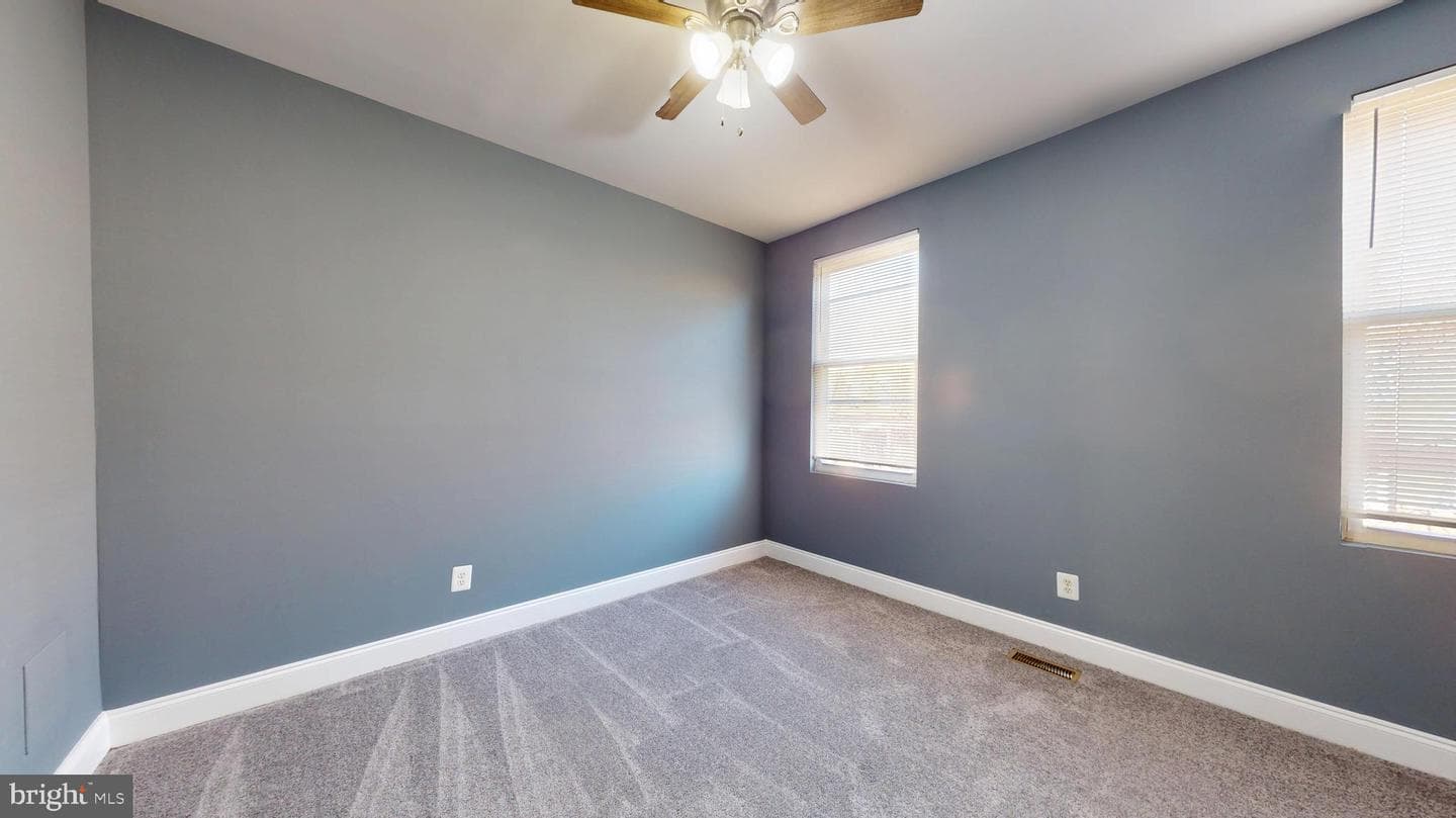 2615 E Chase Street photo 9