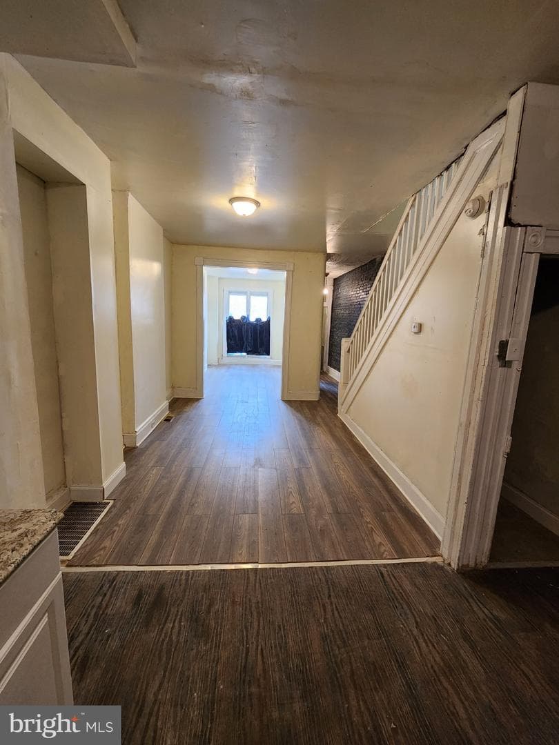 39 N Gorman Avenue photo 11