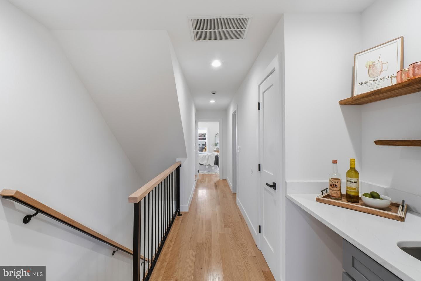 3921 Roland Avenue photo 22