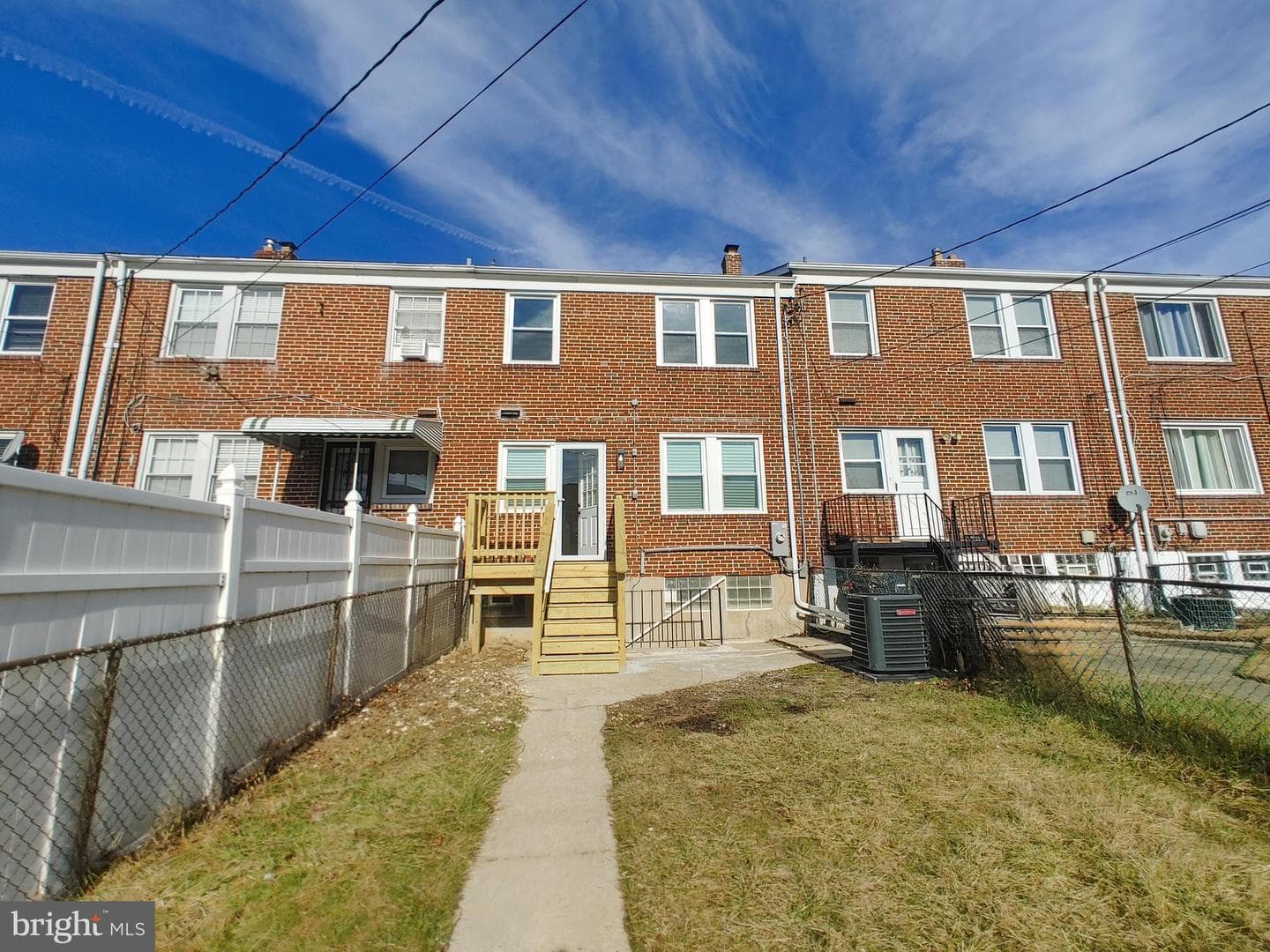 1525 Medford Road photo 3