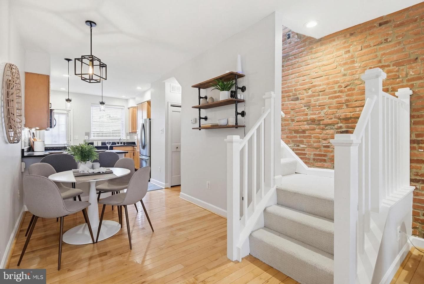 22 N Streeper Street photo 11