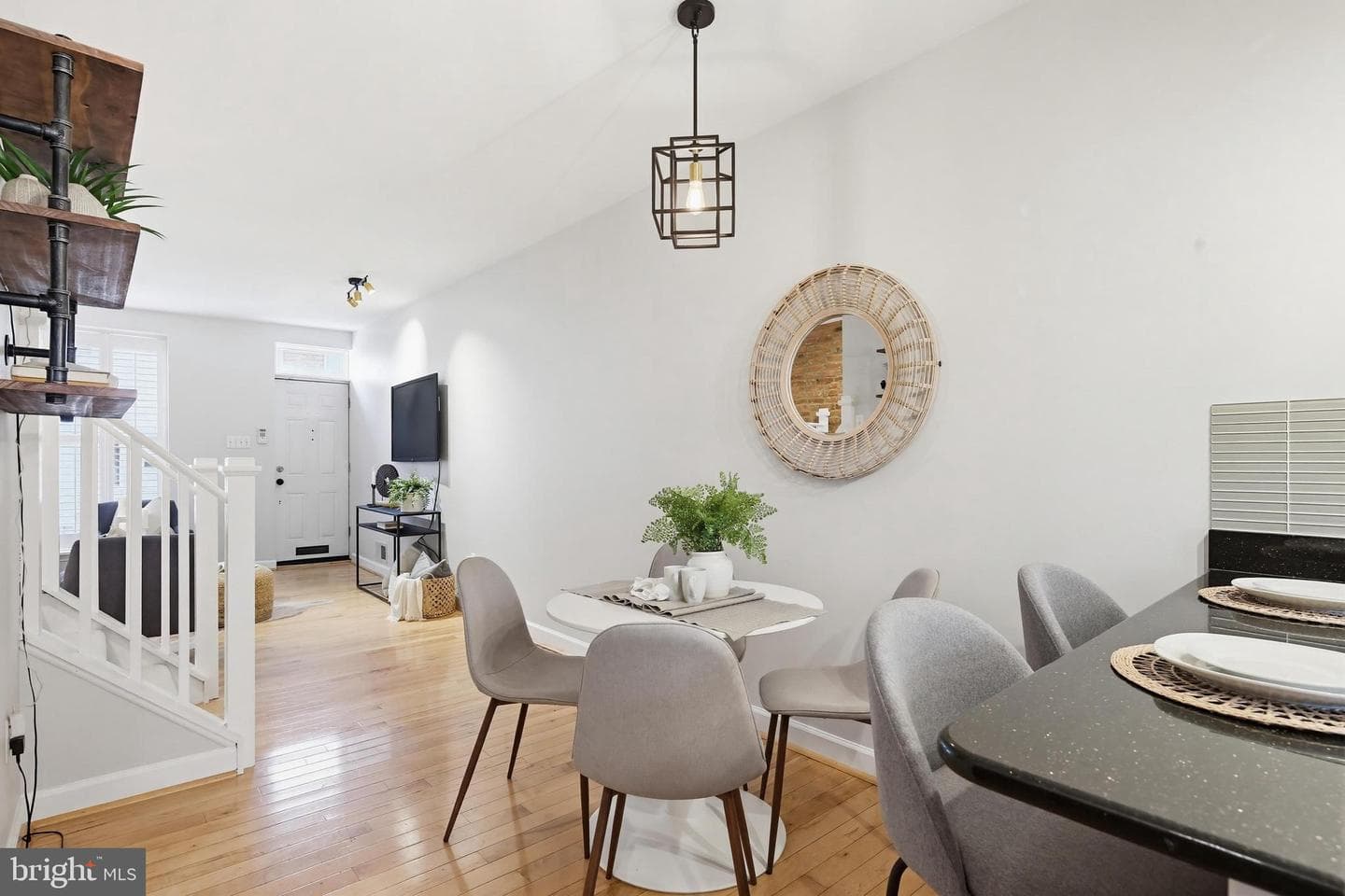 22 N Streeper Street photo 16