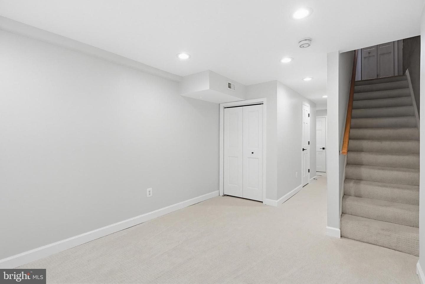 22 N Streeper Street photo 28