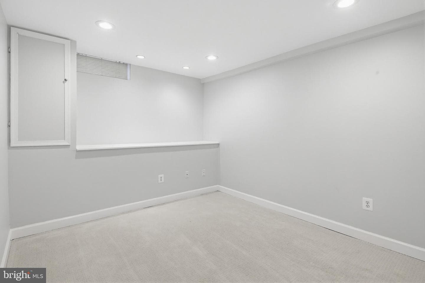 22 N Streeper Street photo 29
