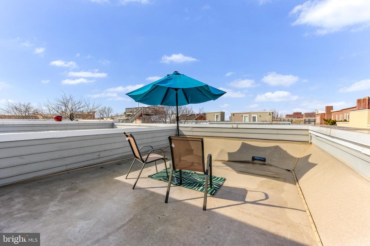 126 N Duncan Street photo 23