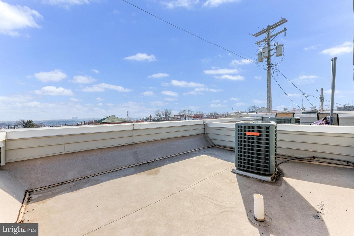 126 N Duncan Street photo 24