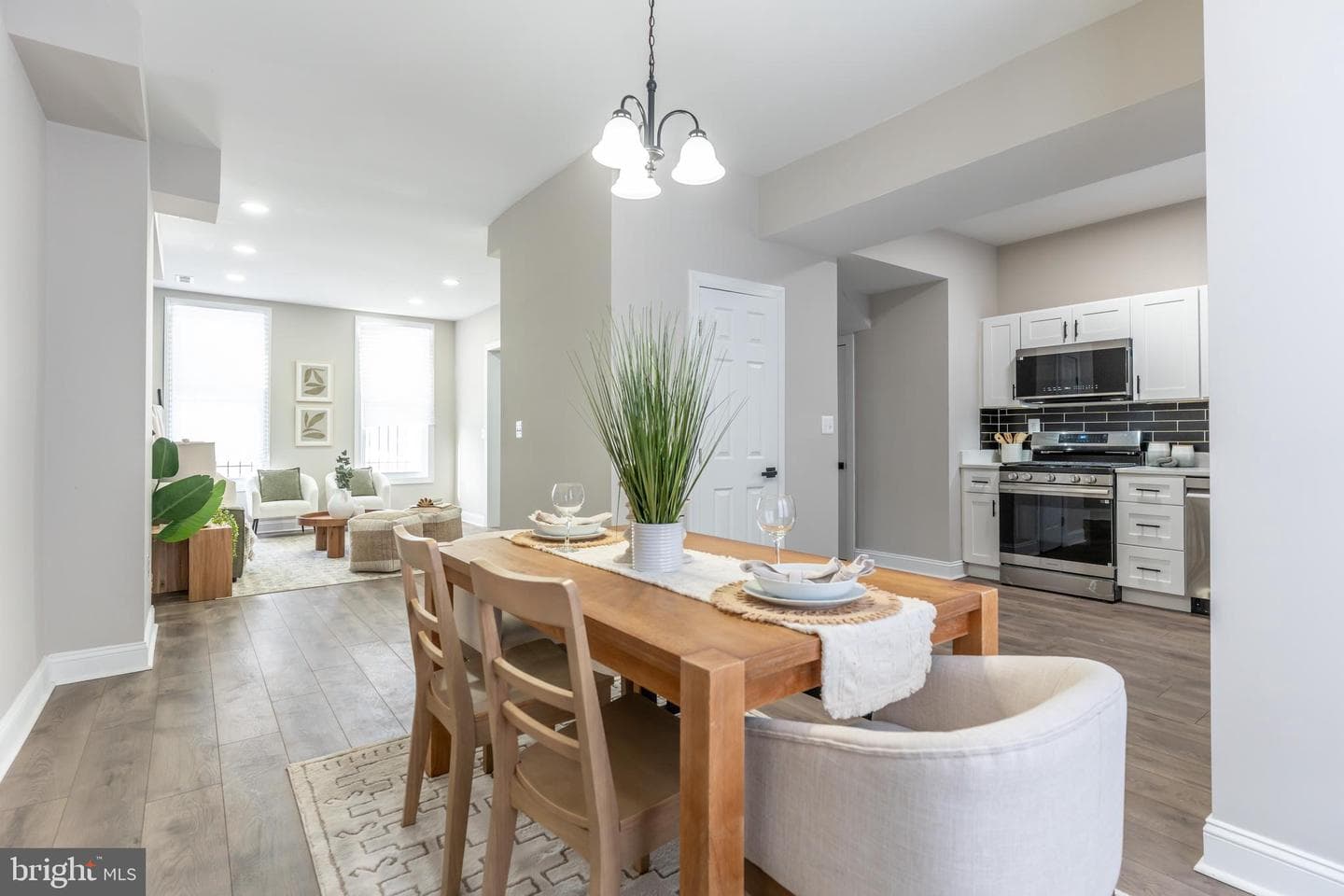 3651 Cottage Avenue photo 3