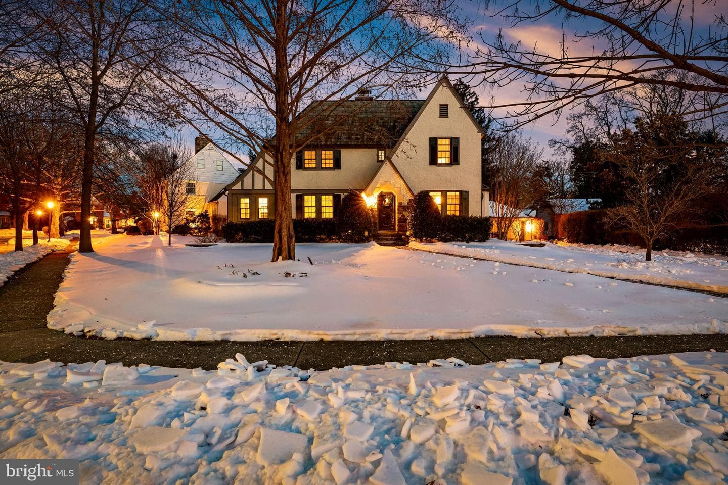 307 E Highfield Rd photo 2