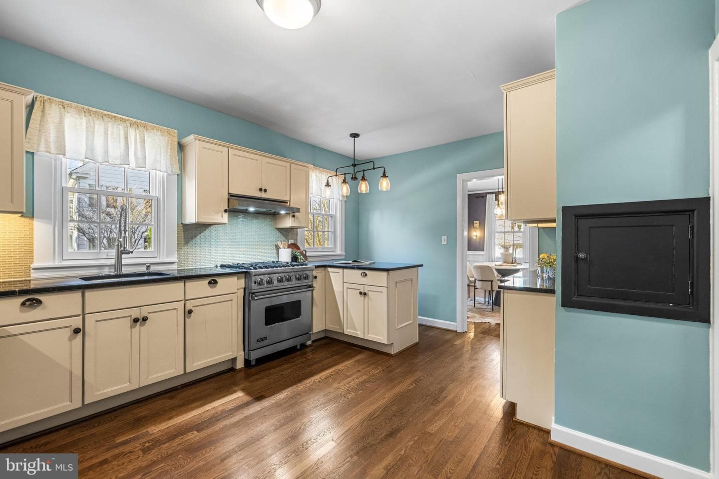 307 E Highfield Rd photo 26