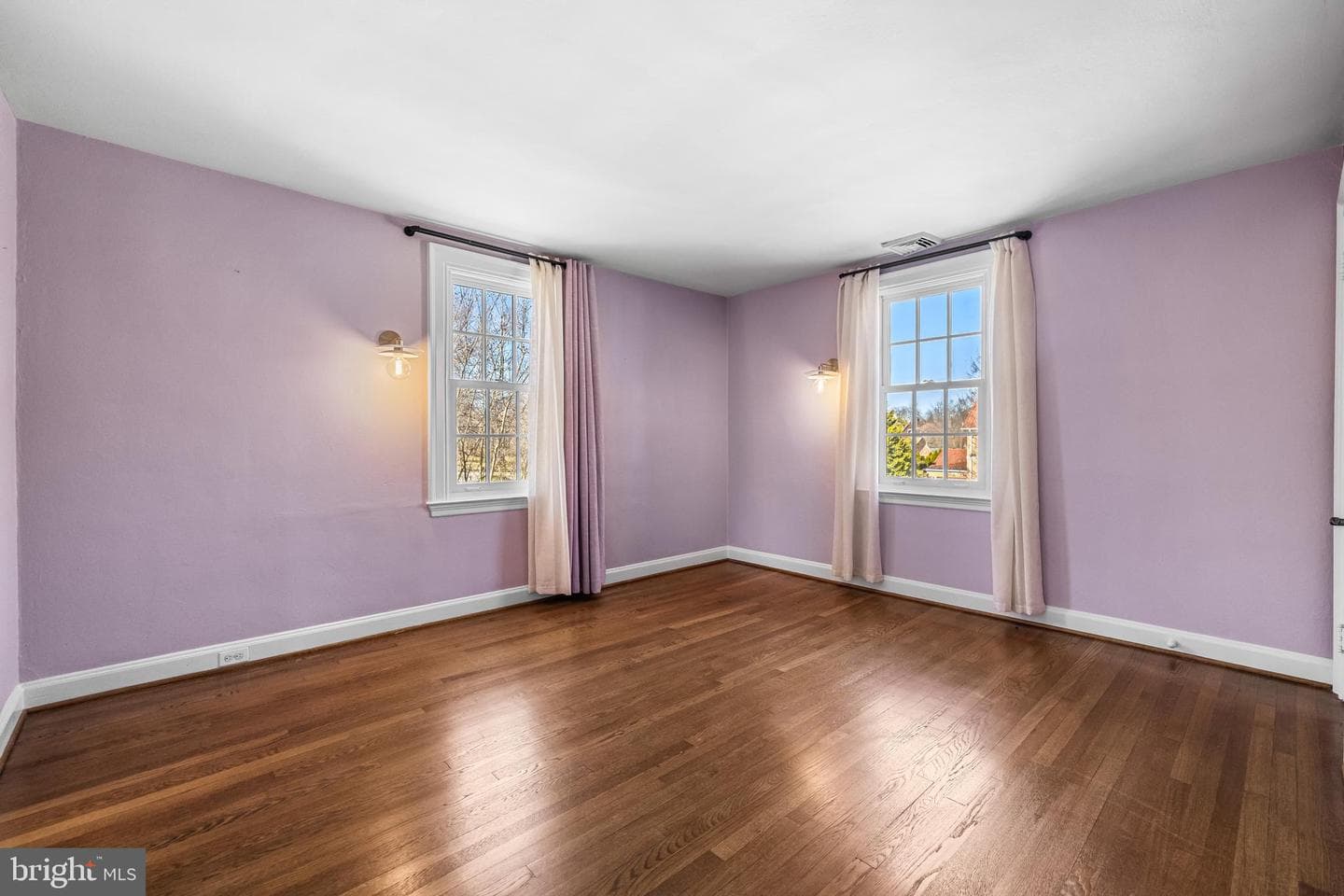 307 E Highfield Rd photo 43