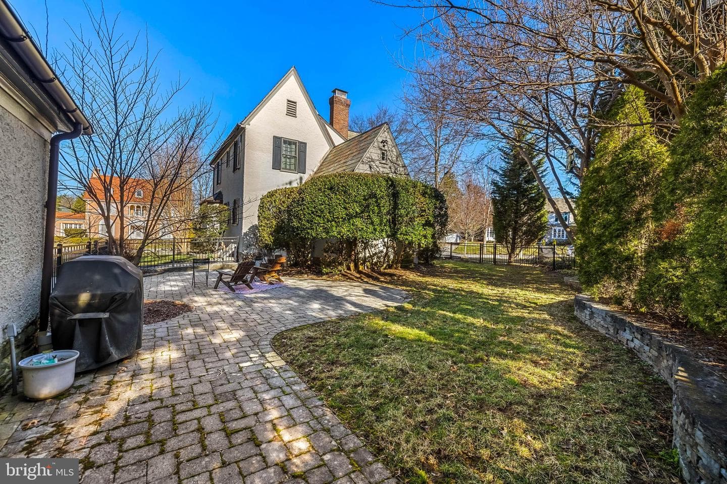 307 E Highfield Rd photo 52