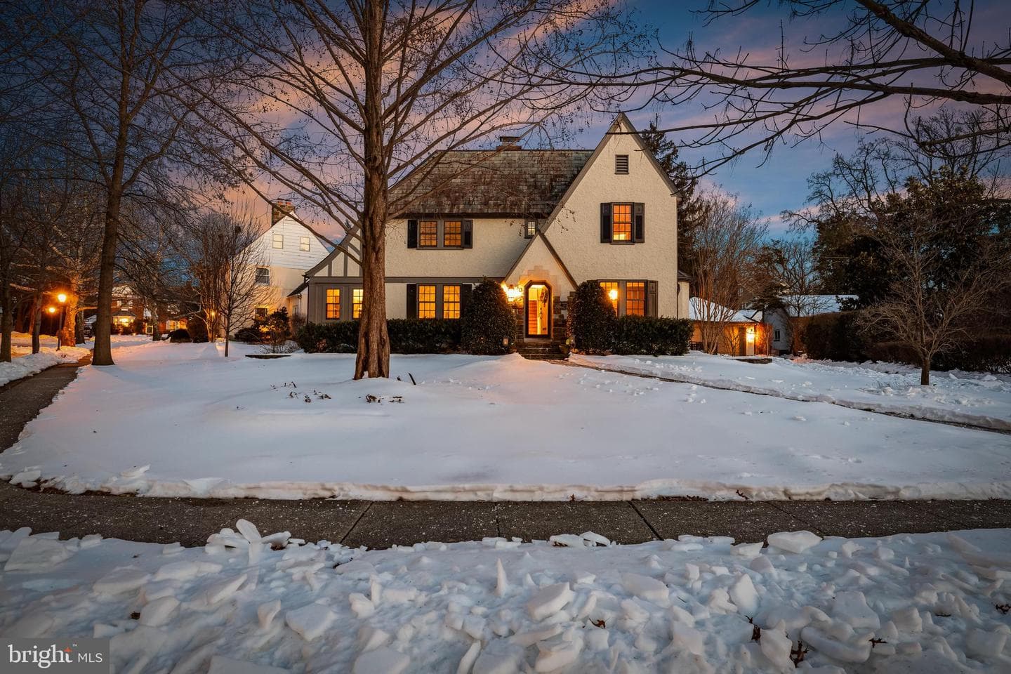 307 E Highfield Rd photo 59