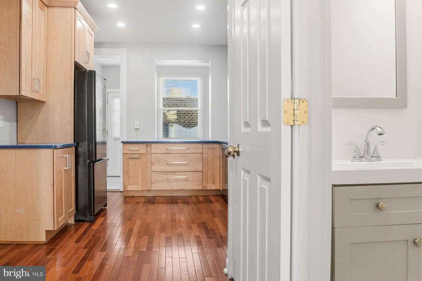2510 Fleet Street photo 15