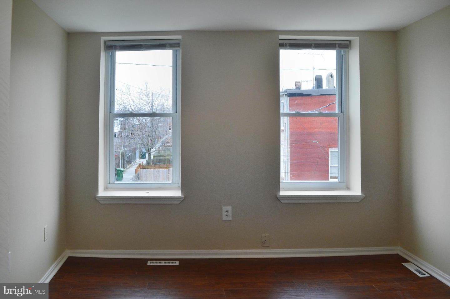 1145 W Cross Street photo 17