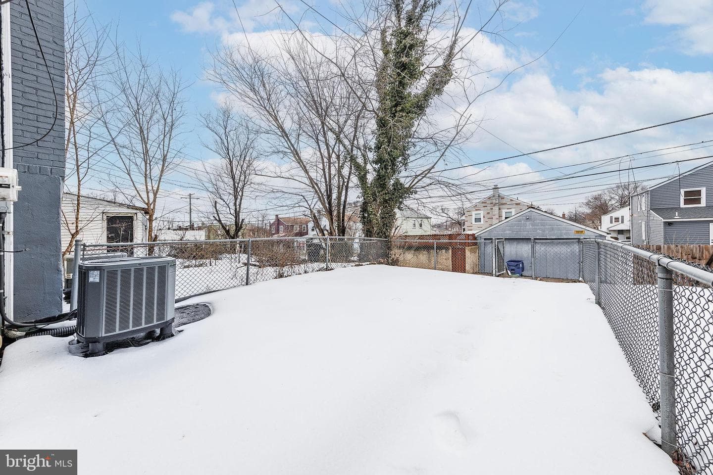 916 Jack Street photo 25