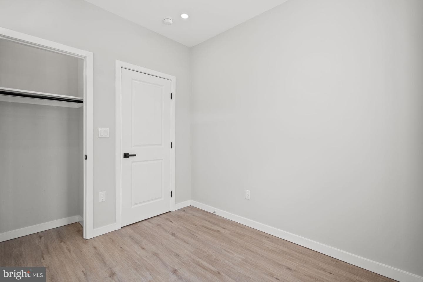 4009 Belwood Avenue photo 54