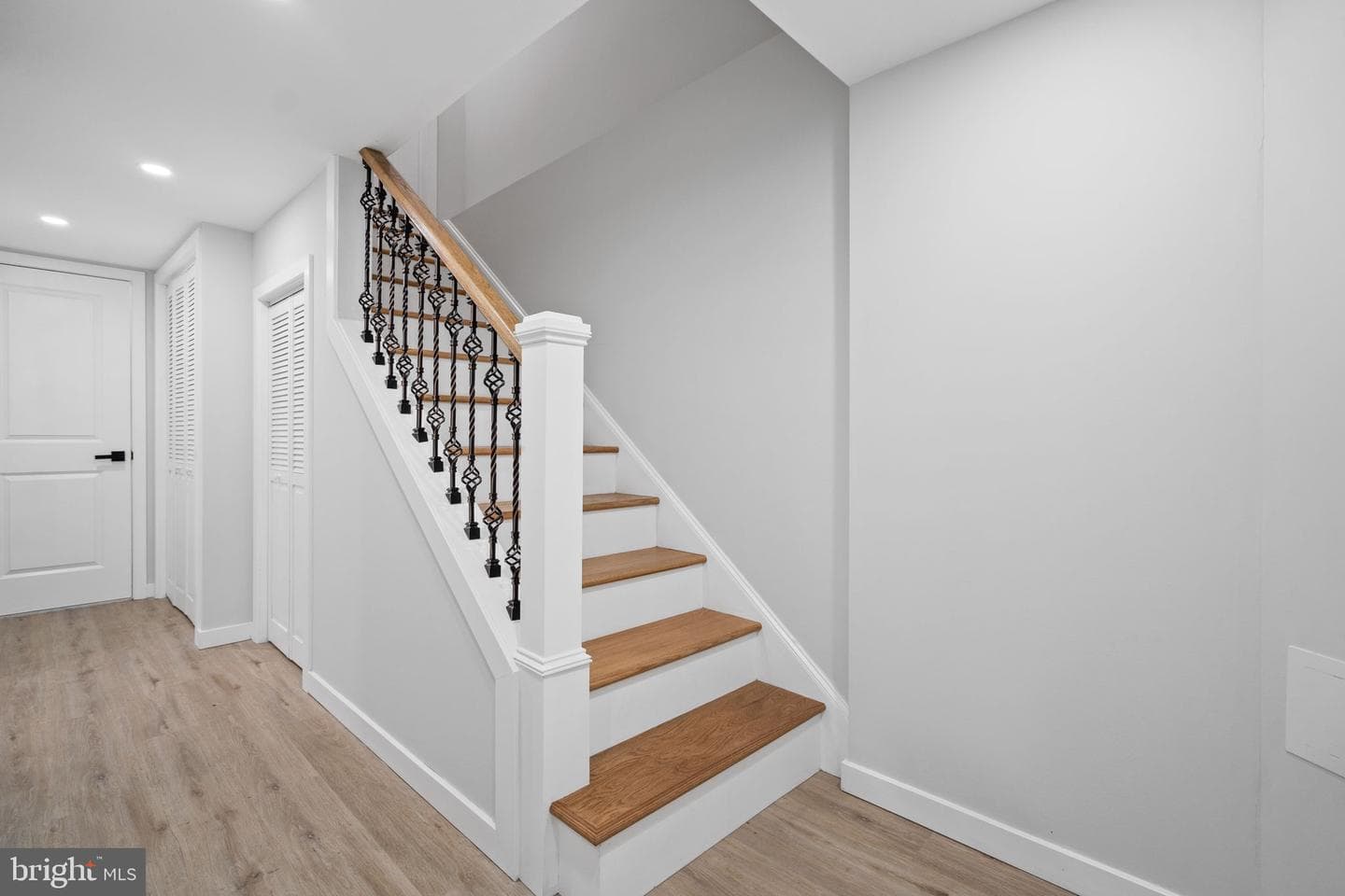4009 Belwood Avenue photo 55