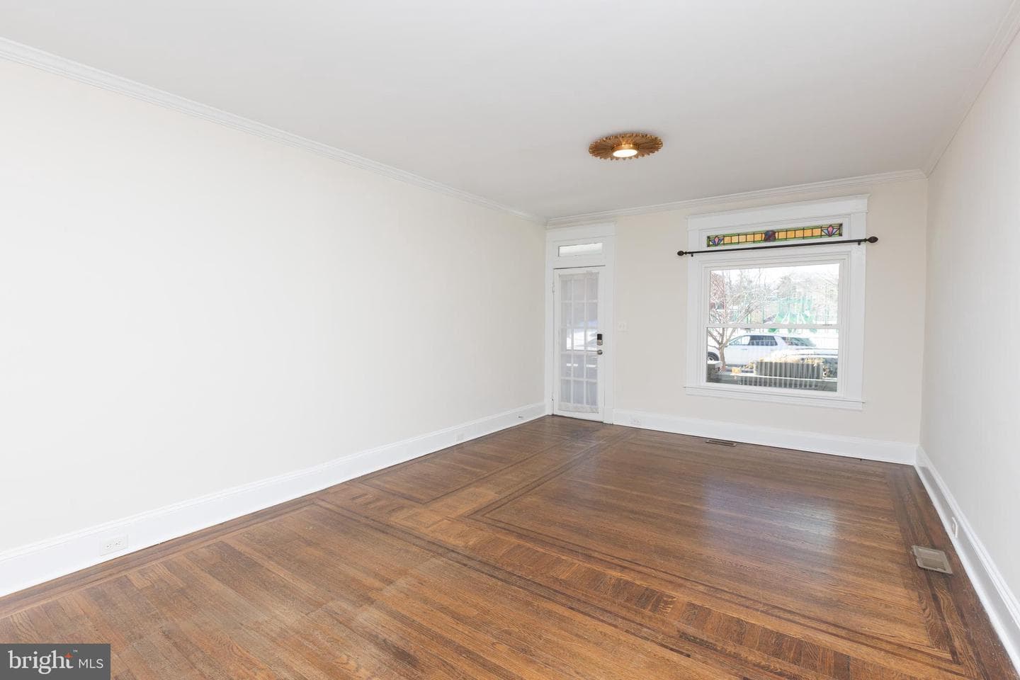 3659 Chestnut Avenue photo 6