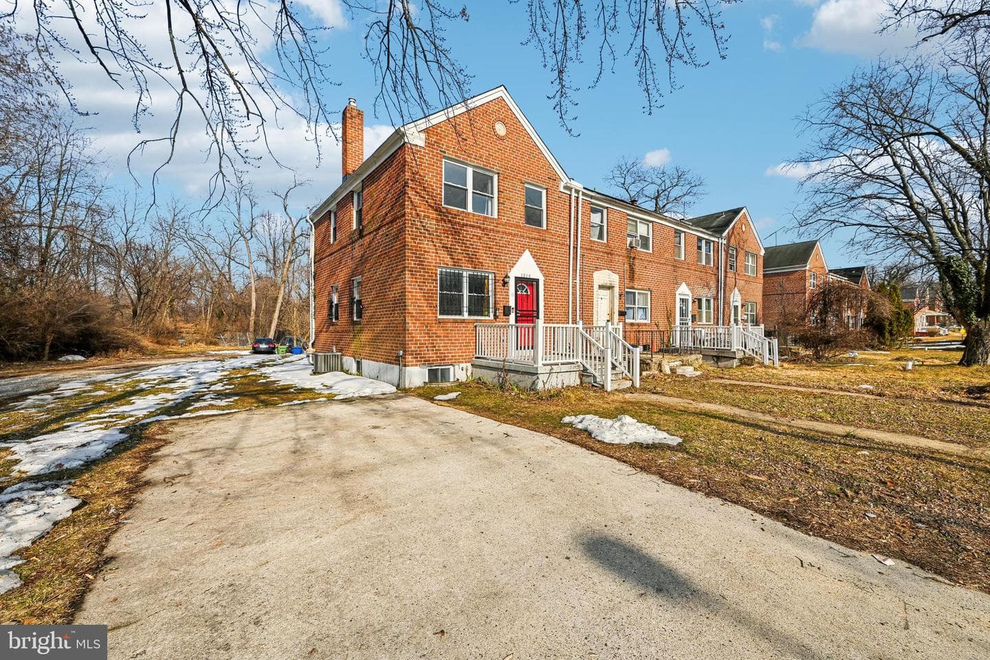 1215 Cooks Lane, Baltimore